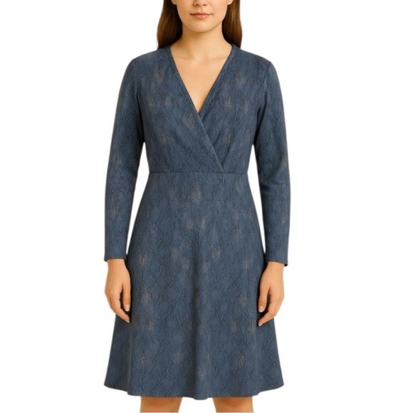 Patagonia Metairie Dress Blue Long Sleeve Travel Casual Outdoor Size Medium - Picture 1 of 12